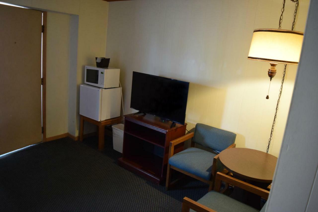 Mid-City Motel ซุลท์ เซท์ มารี ภายนอก รูปภาพ